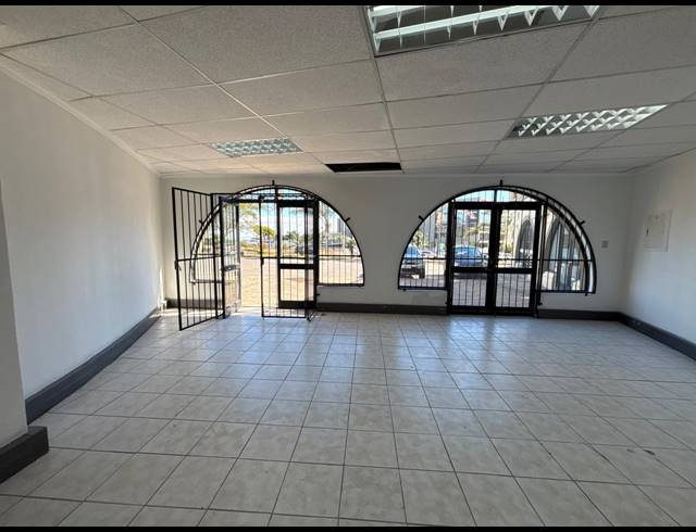 118M² OFFICE TO LET IN TYGER VALLEY